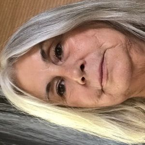 Meet your Posher, Debra